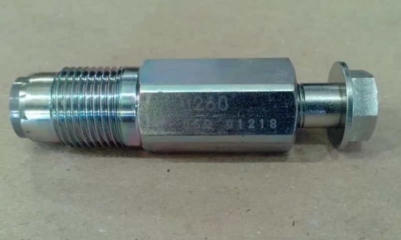  Клапан аварийного сброса давления топливной рампы 095420-0260 .
