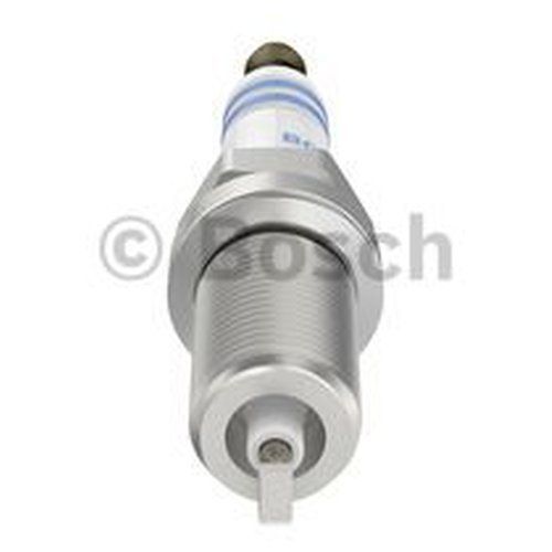 Свеча зажигания Platina Plus BMW/CITROEN/MITSUBISH 0 242 235 769 Bosch