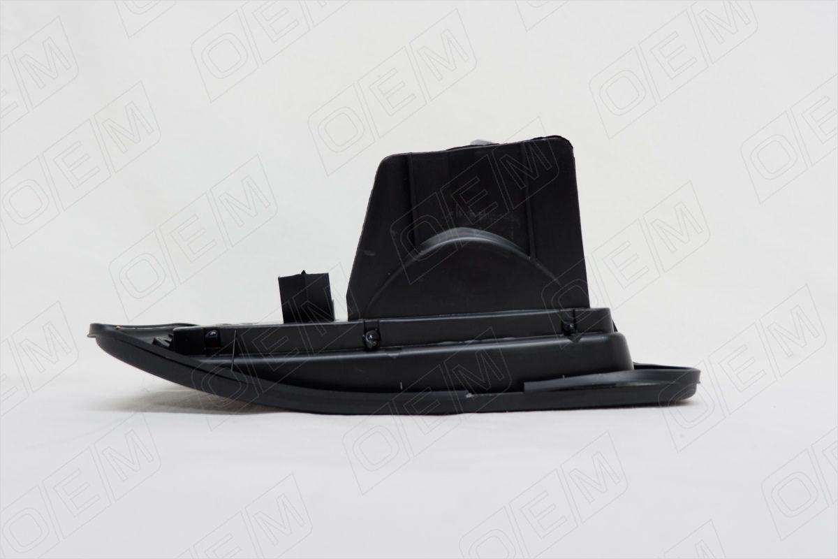 Фонарь противотуманный правый Mitsubishi Pajero Sport 1 (1999-2008) oem0019ptfzr O.E.M.