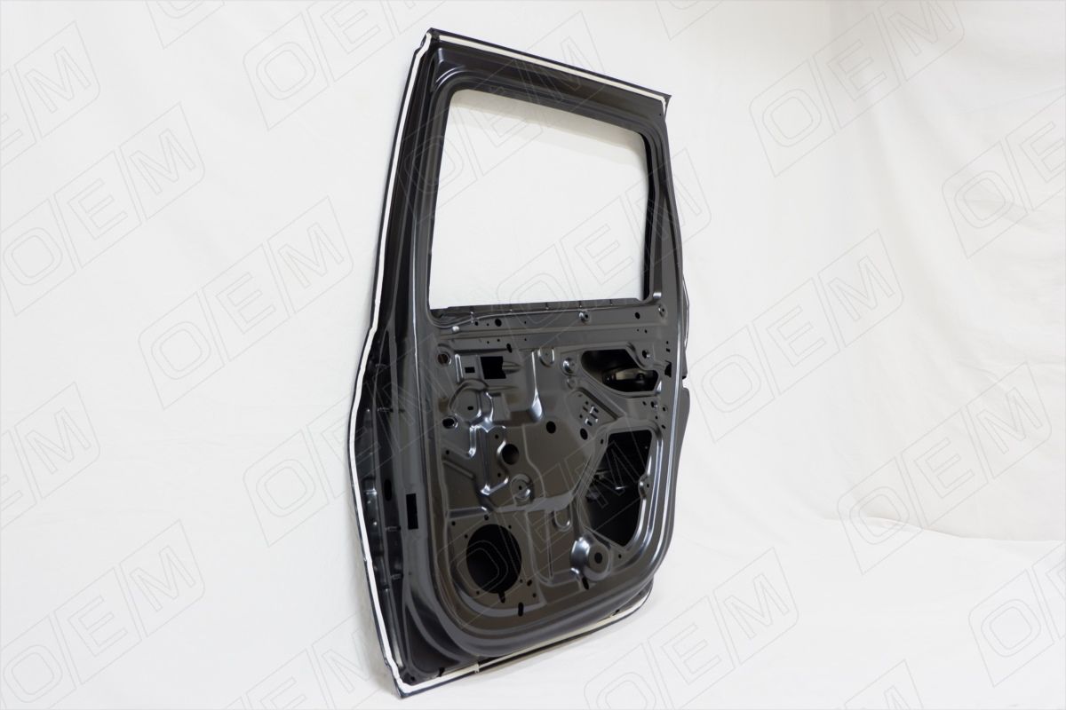 Дверь задняя правая Renault Duster 1 2011-2020 OEM0020DZR O.E.M.