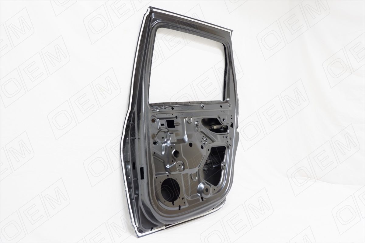 Дверь задняя правая Renault Duster 1 2011-2020 OEM0020DZR O.E.M.