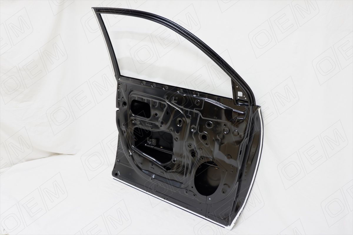 Дверь передняя левая toyota highlander u OEM0058DPL O.E.M.