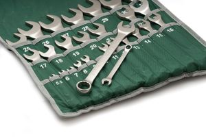 511270 Набор ключей комбинированных 27 шт, (5.5,6,7,8, 9,10,11,12,13,14,15,16,17,18,19,20,21,22,23,24,25,26,27,28,29,30,32 мм) планшет тетрон.
