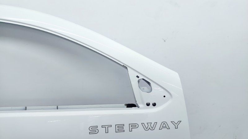 Б/У 801008681R Дверь Renault Sandero Stepway 2019  K9KS  Перед. Прав.  Состояние отличное, оригинал. by5a176800 Б/У запчасти