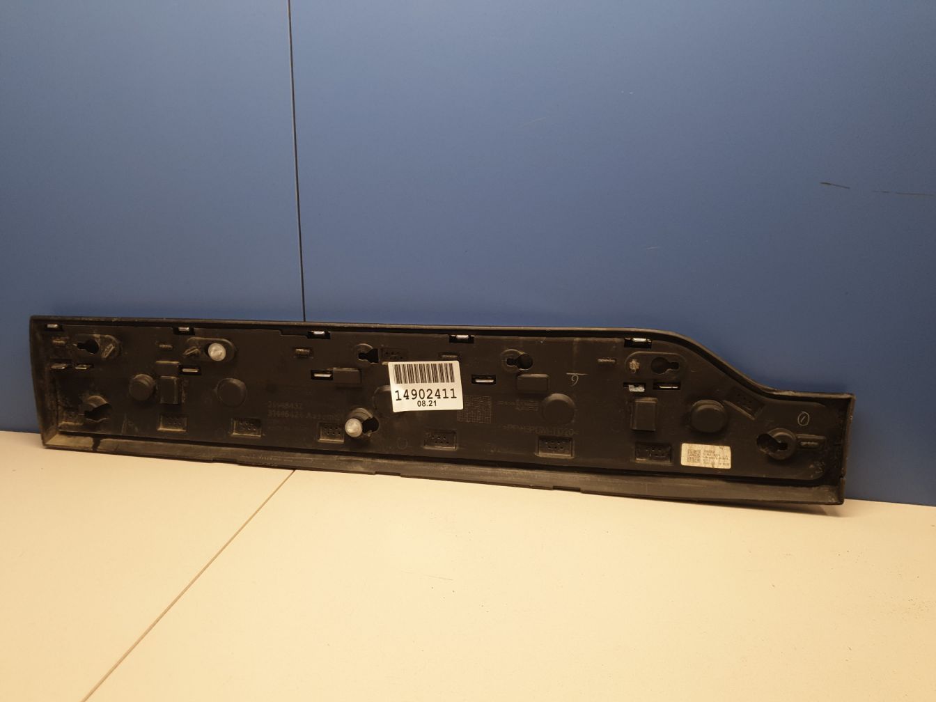 Б/У 39843060 Накладка двери задней правой для Volvo XC90 2015- BY1A234090 Б/У запчасти