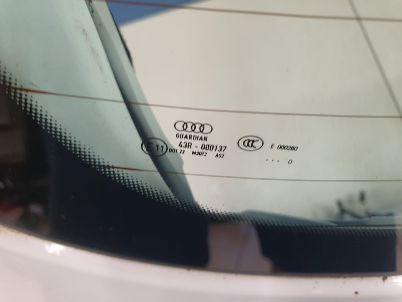 Б/У 8T8845501FNVB Стекло двери багажника для Audi A5 S5 8T Coupe Sportback 2008-2016 BY1A256879 Б/У запчасти