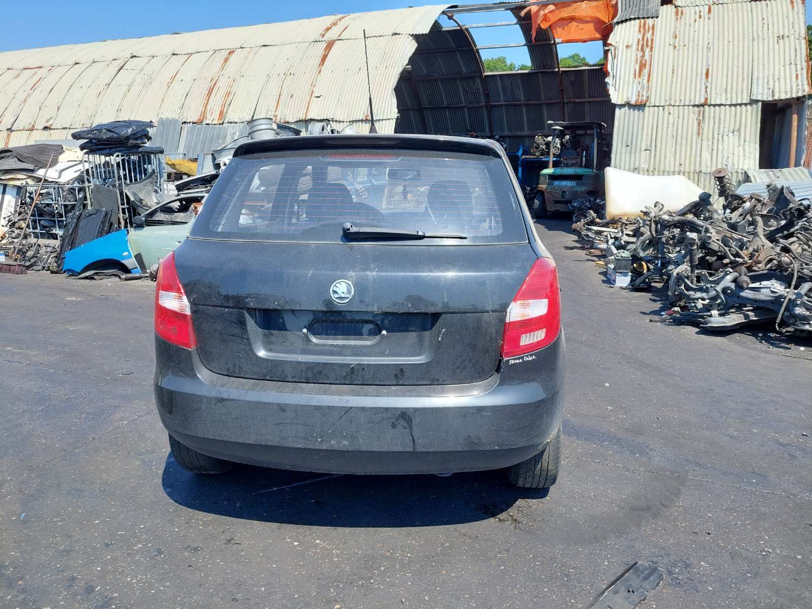 Б/У 5J6853263A Накладка декоративная стойки наружная Skoda Fabia 2 (5J) (2007-2014) передней левой П bu6a1818890 Б/У запчасти