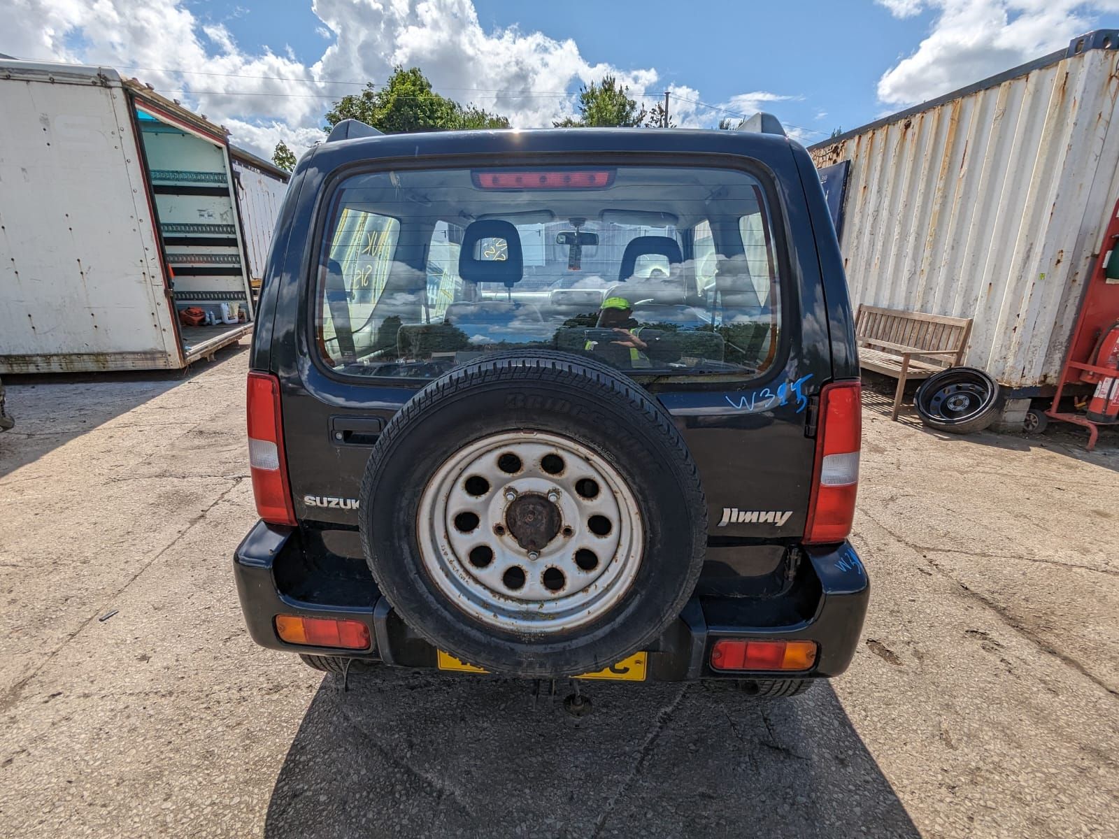 Б/У 2710381A10 Кардан Jimny 3 (JB) (1998-2006) порван пыльник шруса, люфт шруса, 670 мм Проверочный by9a1844336 Б/У запчасти