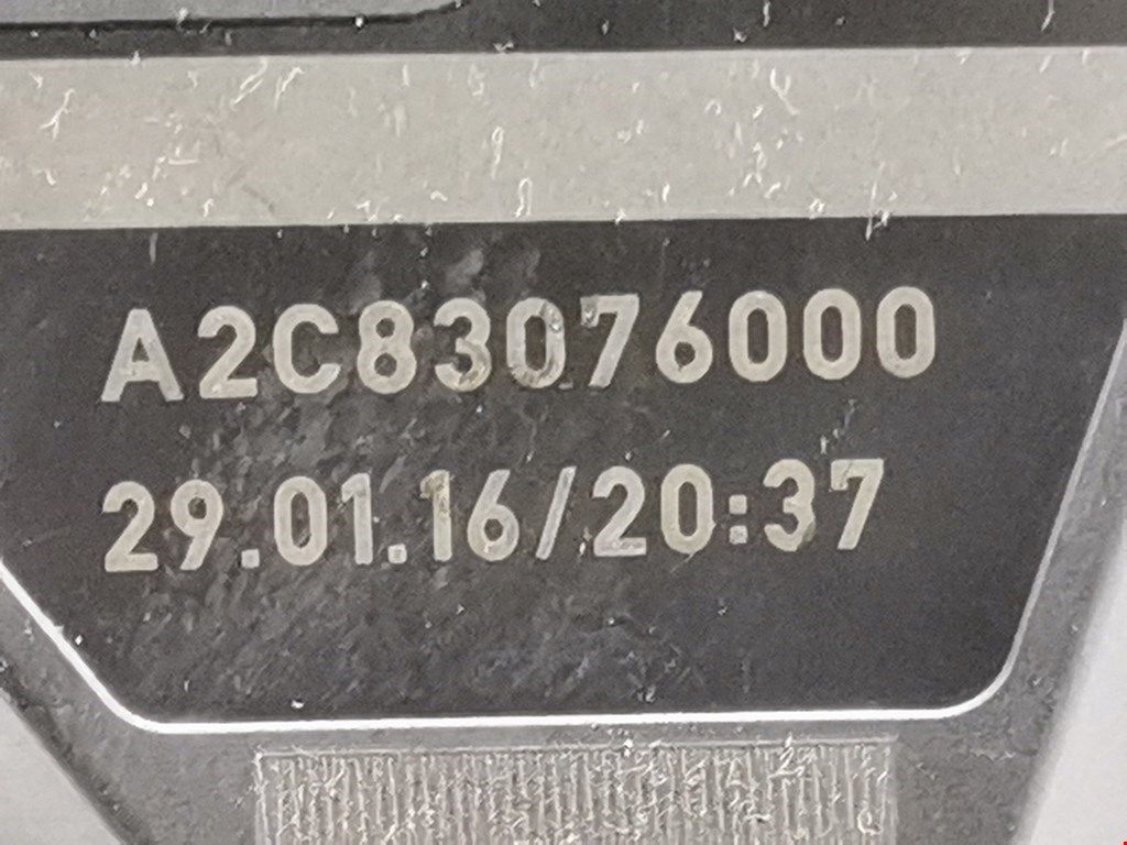 Б/У 03L128063AF Заслонка дроссельная Volkswagen Passat 6 (2005-2010) электро Проверочный срок устана bu6a1845761 Б/У запчасти