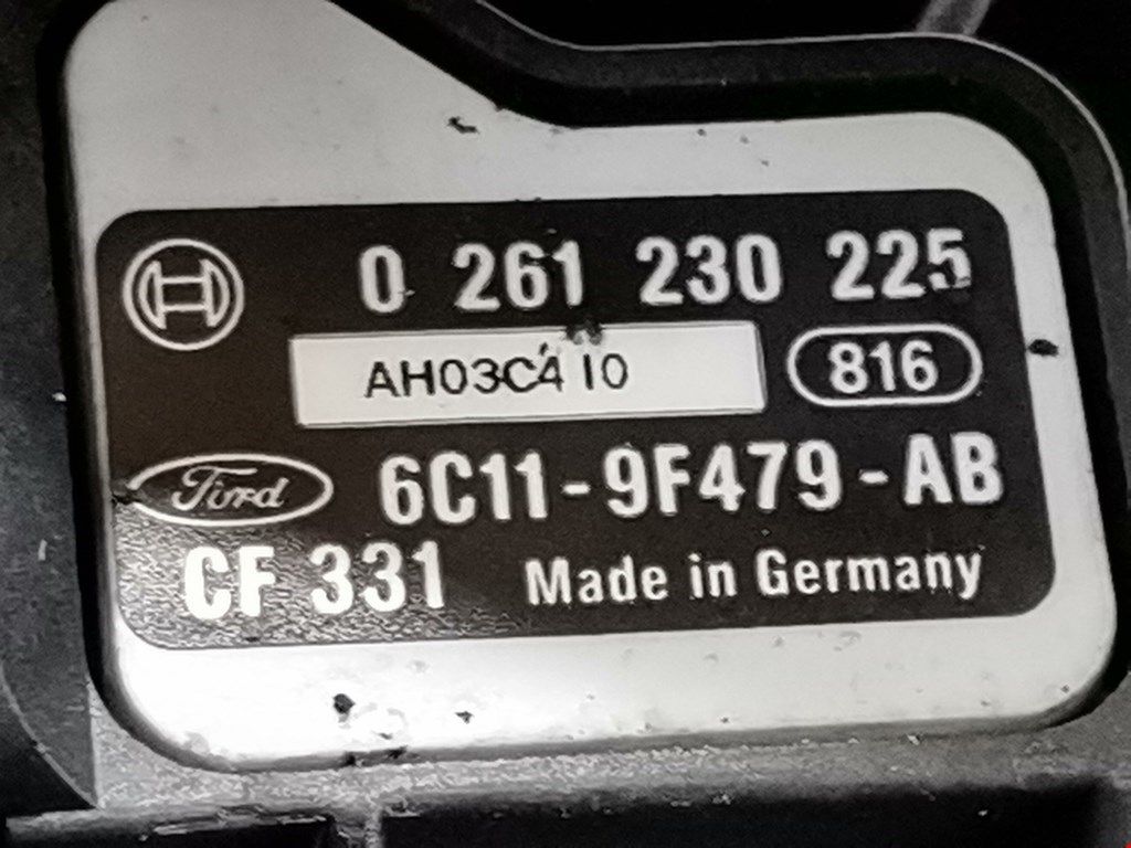 Б/У 1671577 Коллектор впускной Ford Transit 5 (2006-2014) заломан болт крепления маслянного щупа Про bu6a1860058 Б/У запчасти