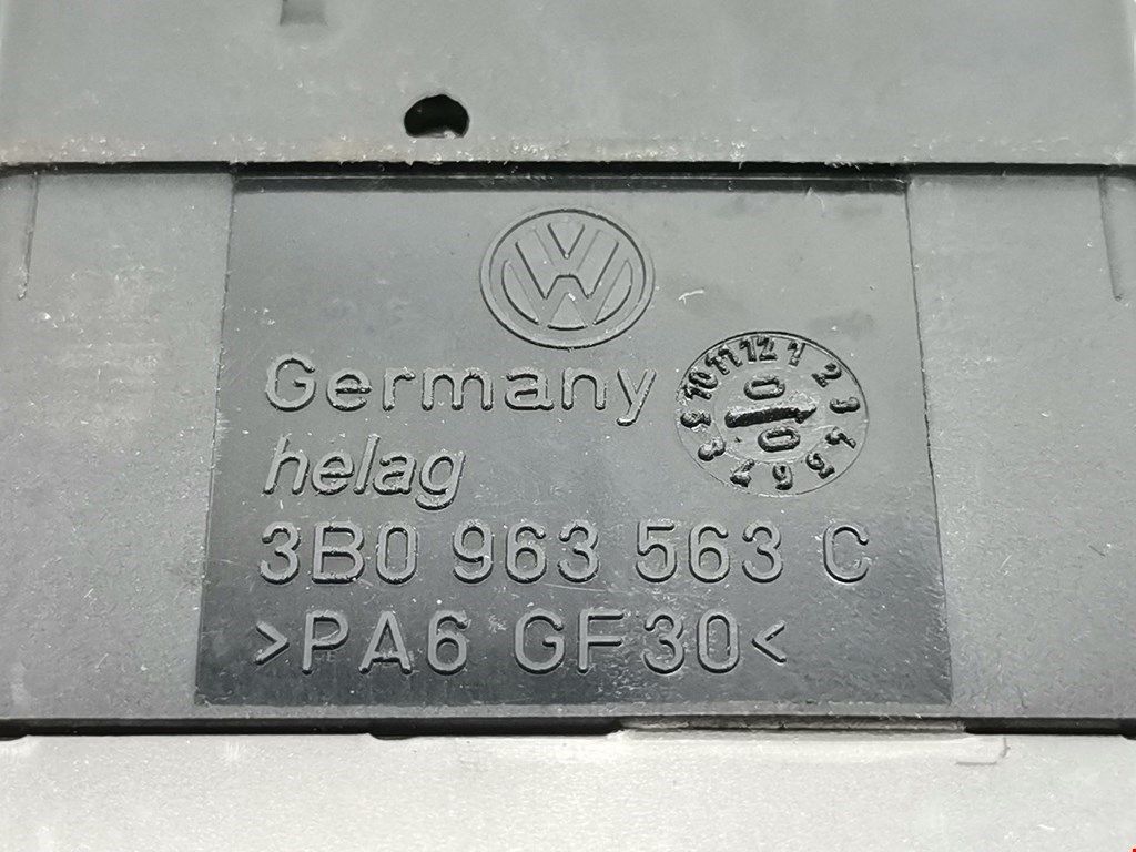 Б/У 3B0963563C01C Кнопка обогрева сидений Volkswagen Passat 5 GP (2000-2005) левая, ет накладки Пров bu6a1877612 Б/У запчасти