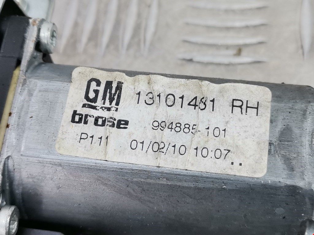 Б/У 93178696 Стеклоподъемник электрический двери передней правой Opel Astra H (2004-2014) Англия, 6 bu6a1941666 Б/У запчасти