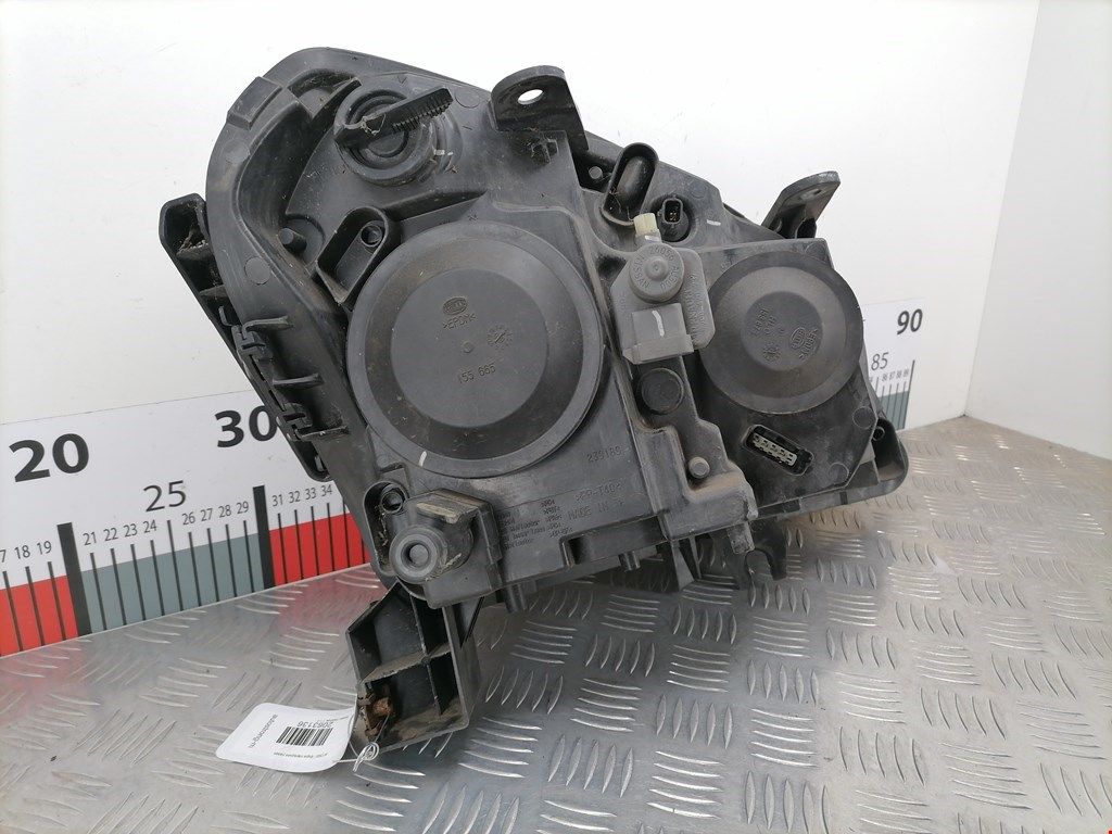 Б/У 26060JD00E Фара передняя левая Nissan Qashqai 1 (2006-2013) дефект защитного слоя, мелкие царапи bu6a2063136 Б/У запчасти