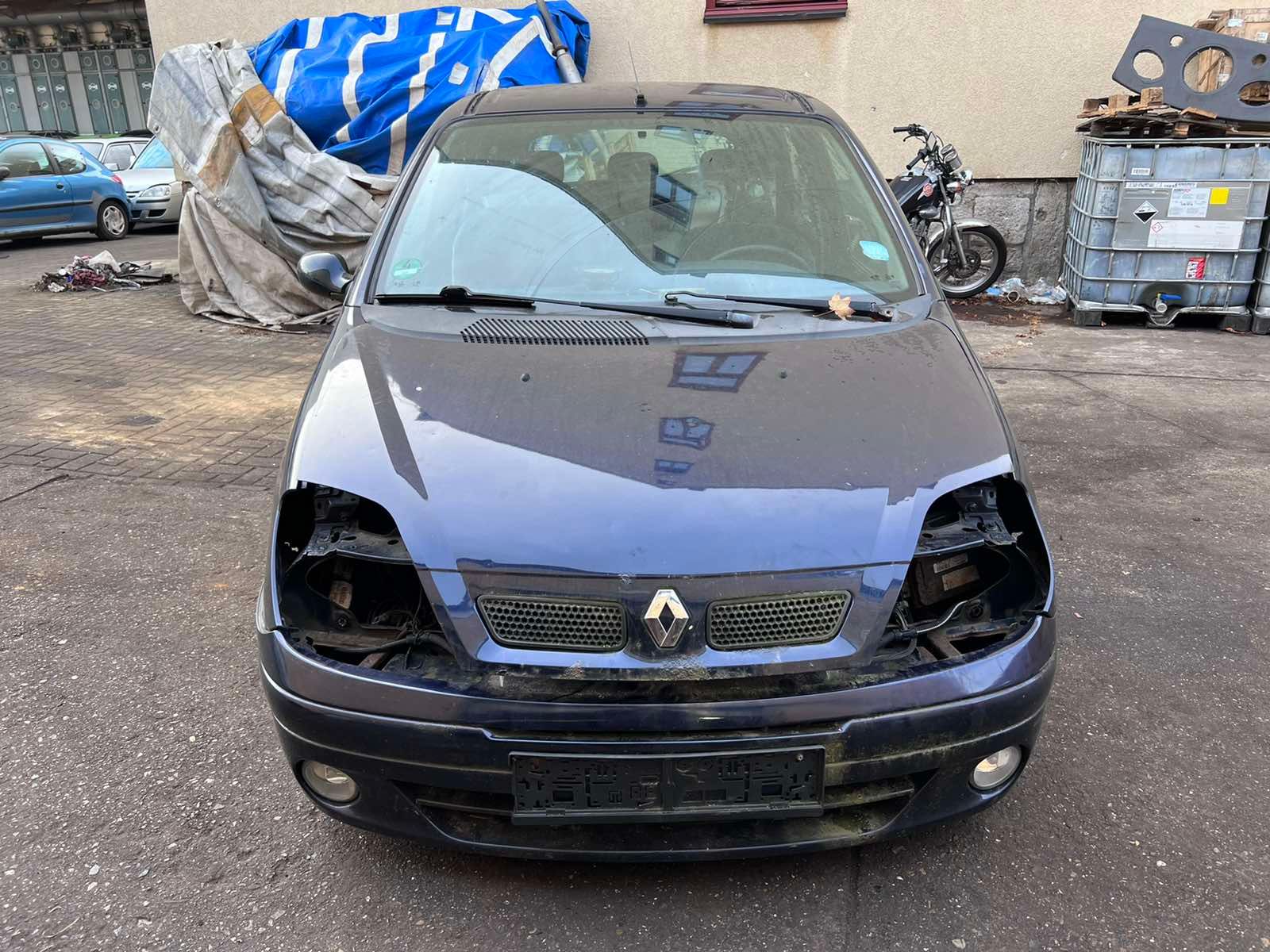 Б/У 7700827599 Замок крышки багажника Renault Scenic 1 (1996-2003) bu6a2045822 Б/У запчасти