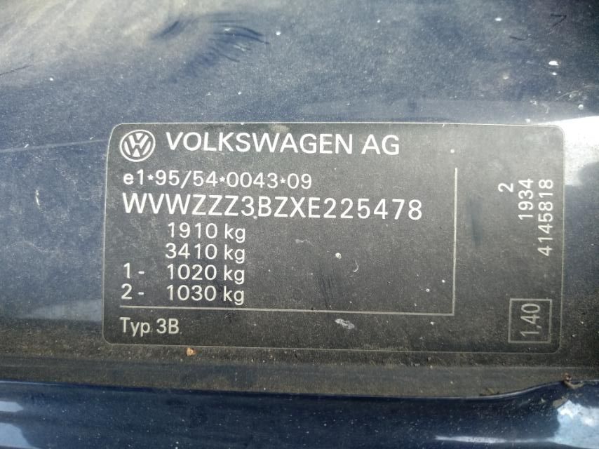 Б/У 3B0953235D Кнопка аварийной сигнализации VolkswagenPassat 5 (1996-2000) by9g1826571 Б/У запчасти