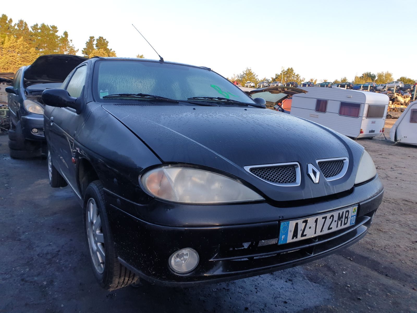 Б/У 7700827599 Замок крышки багажника Megane 1 (1995-2003)  Проверочный срок устанавливается со дня BY9A1052434 Б/У запчасти