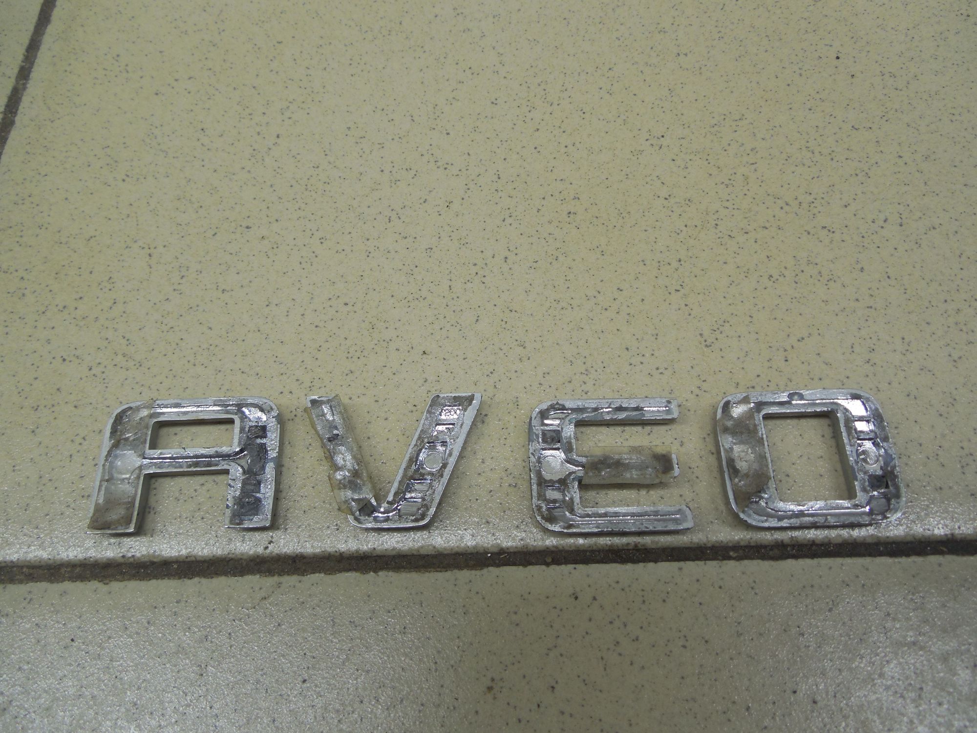 Б/У 96462533 Эмблема на крышку багажника Chevrolet Aveo (T250) 2005-2011  AVEO by7a203351 Б/У запчасти