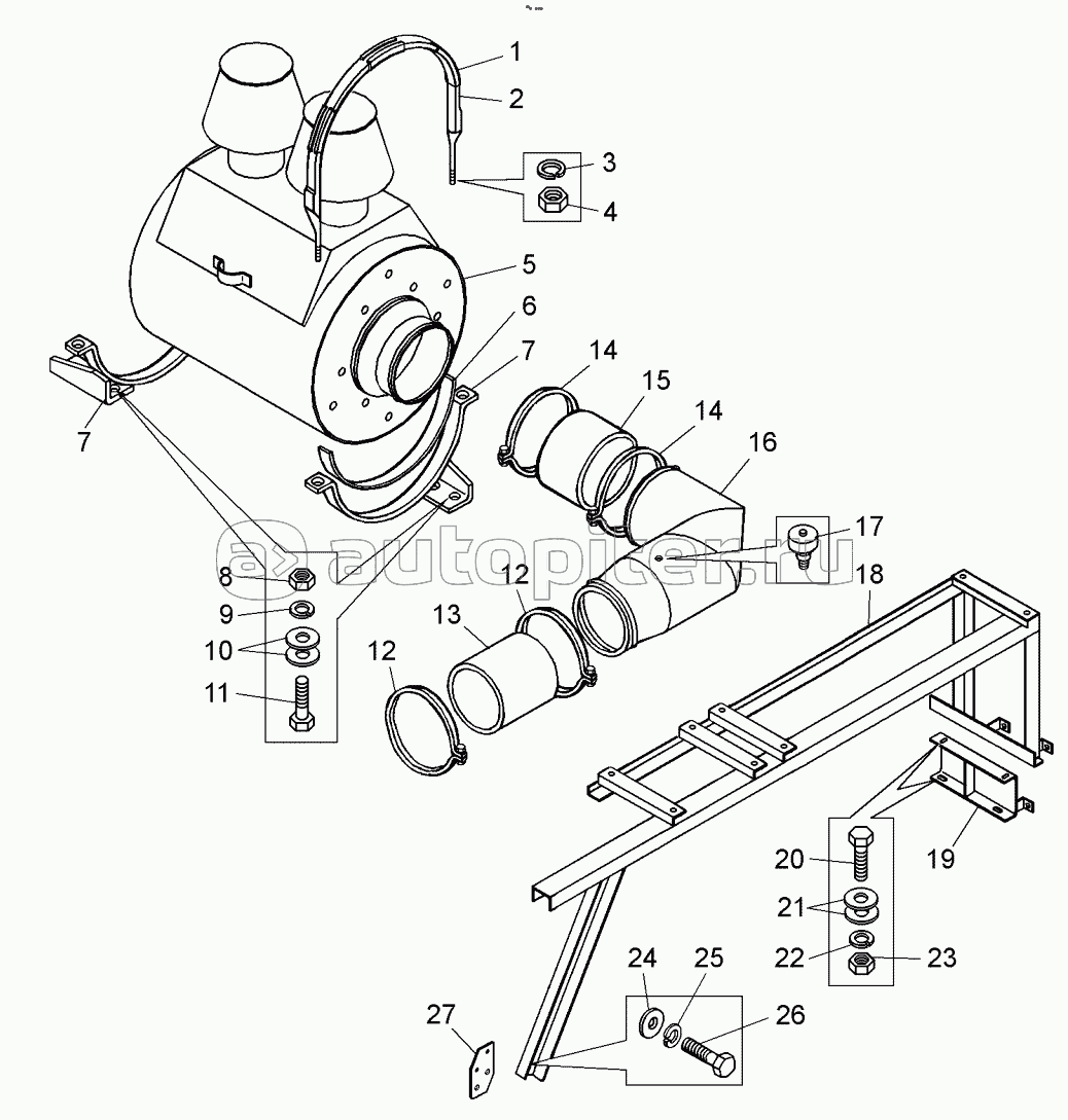 Установка воздушного фильтра двигателя на самосвале БелАЗ-7540С (7540С-1100005);Mounting of air filter on the dump truck BELAZ-7540C