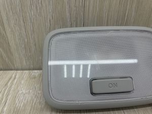 Б/у  92870-1S000 Плафон подсветки салона Kia Rio  4 FB 1,4    Плафон подсветки салона Kia Rio 4 FB 2 by6j28166 Б/У запчасти