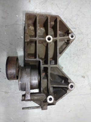 Б/у  96352822 Кронштейн компрессора кондиционера CHEVROLET LACETTI 2003-2013  1,6 by4a13984 Б/У запчасти